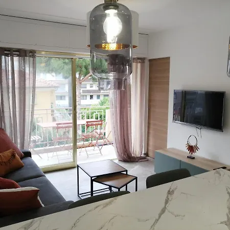 Appartement Salsa Luxe 4 Couchages Plages à 100m Et Parking Of Juan-les-Pins