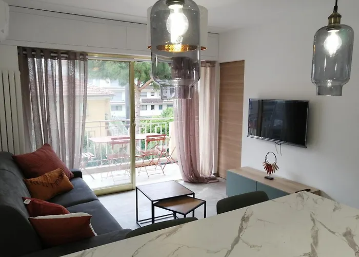 Apartman Salsa Studio Terrasse & Parking A 100M Des Plages Juan-Les-Pins Juan-les-Pins